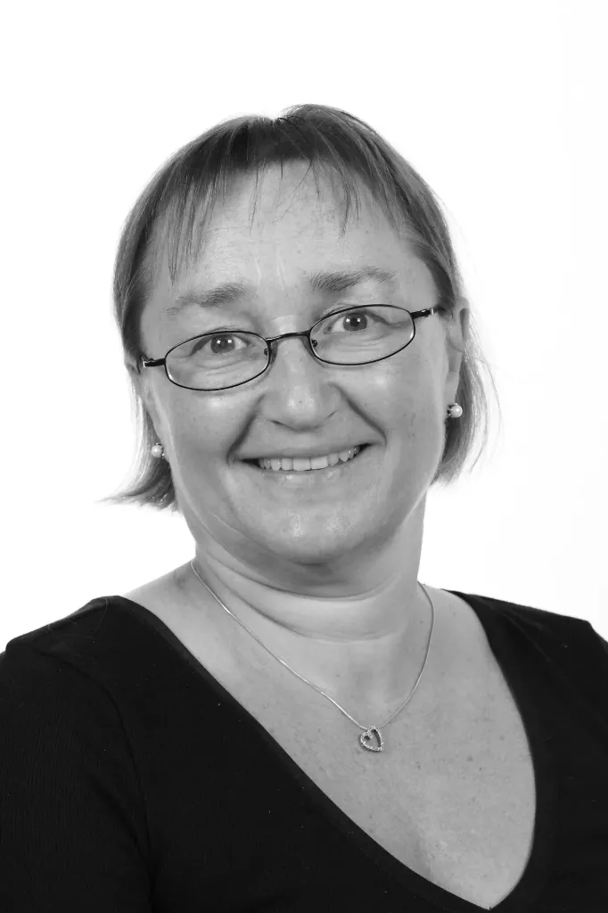 Helle Bach